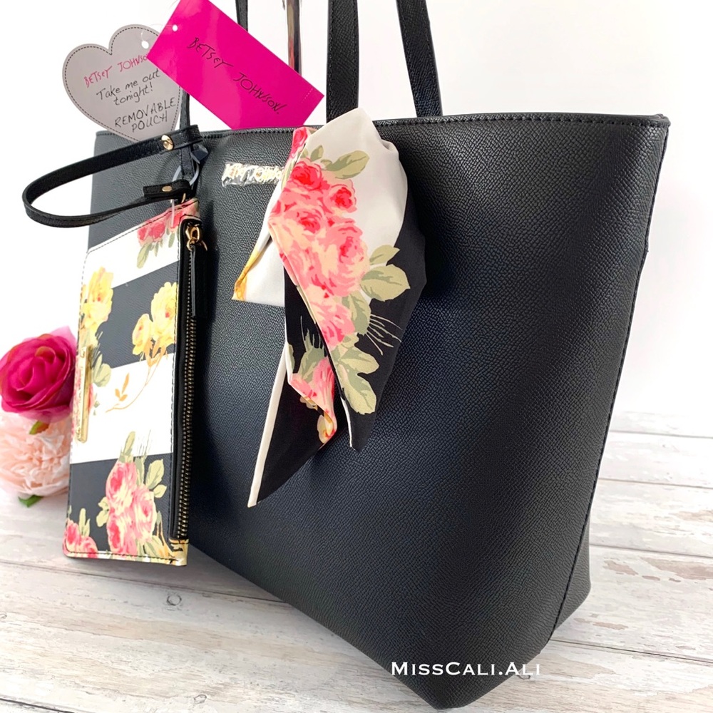 Betsey Johnson Black Tote Bag + Wristlet Set - Picture 4 of 9